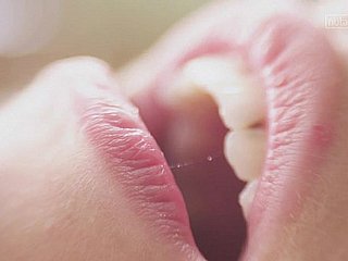 حتى النشوة وثيقة وحميمة