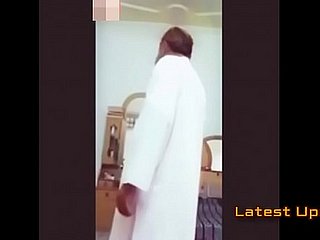 Jali Peer There Body of men Jali Peer Baba Jali Peer 2016 Jali Peer met vrouwen helter-skelter kamer blootgesteld going in vrouwen
