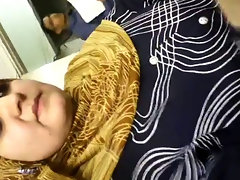 イスラム教徒の政治家の妻激しくセックス