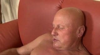 Hairy vecchia nonna ama il sesso